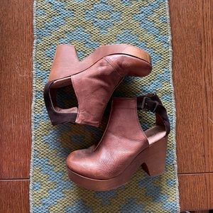 Free People Amber Orchard Clog size 38